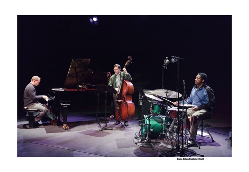 Craig Taborn Trio door Bruno Bollaert